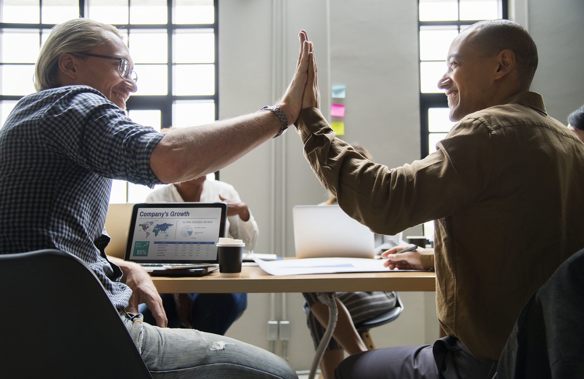 Are wondering how to take on a business partner smoothly and successfully? There are a few steps to help make the partnership process easier on the company.
